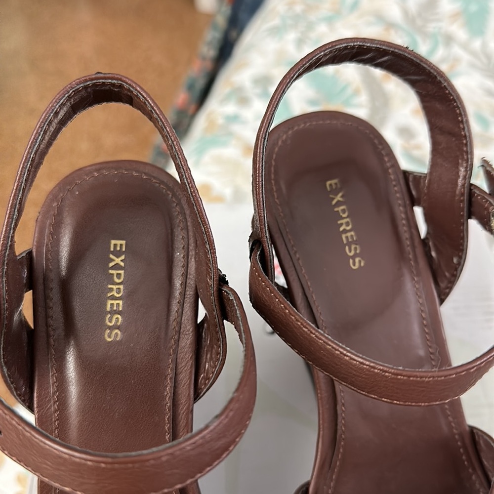 express wedges - Picture 7 of 8